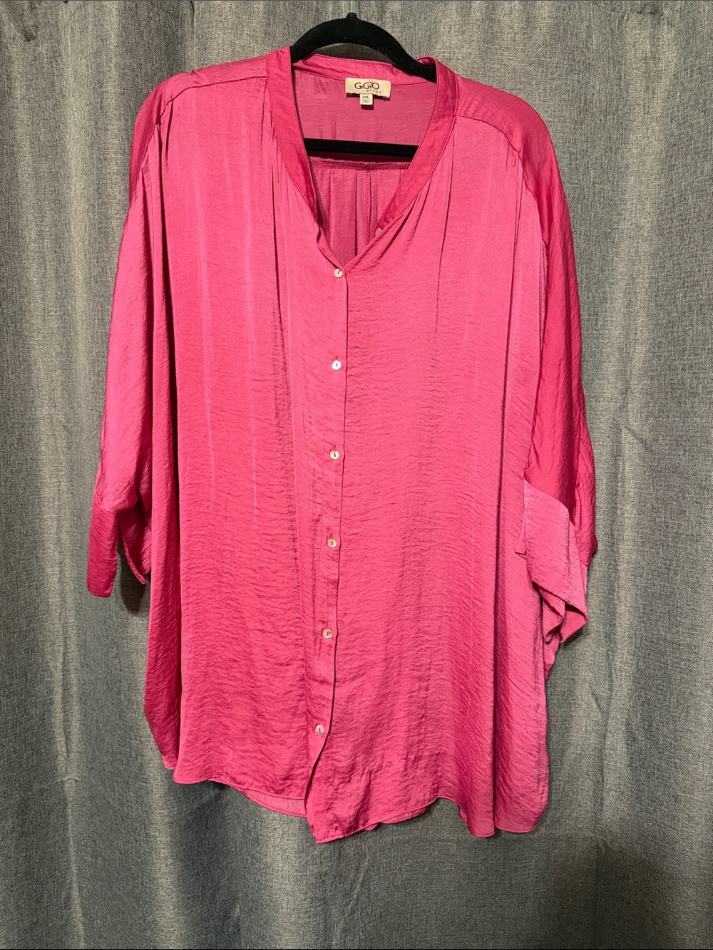 G&Co Women's Bright Pink Button-Front Blouse
